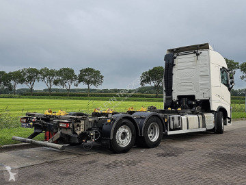 Camion porte containers Volvo