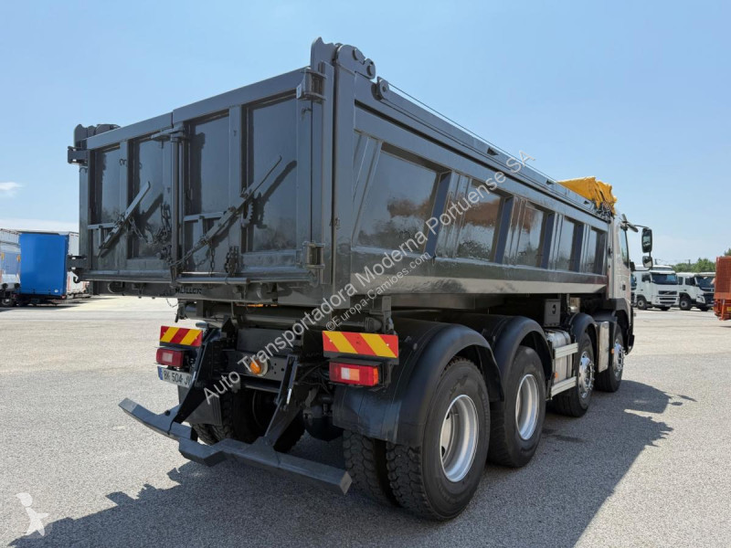 Kamion Volvo 450