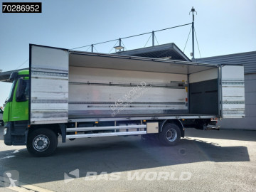 Camion fourgon Mercedes
