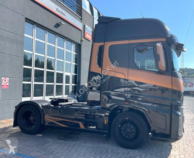 Traktor Ford E