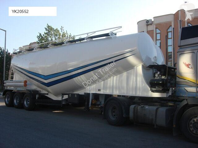 شاحنة  Flour tank trailer
