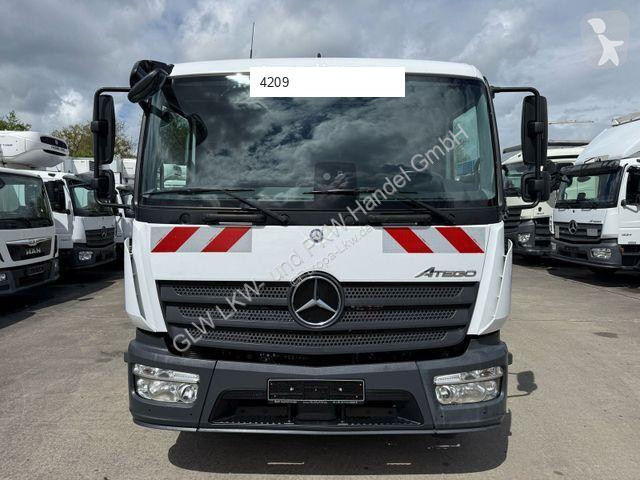 Camión Mercedes X 078