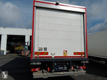Camion frigo multi température Iveco