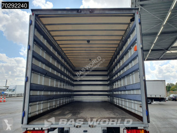 Camion fourgon Mercedes