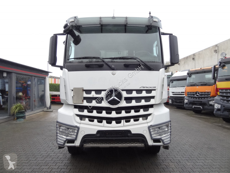 Kamion Mercedes 3245 K 8X4