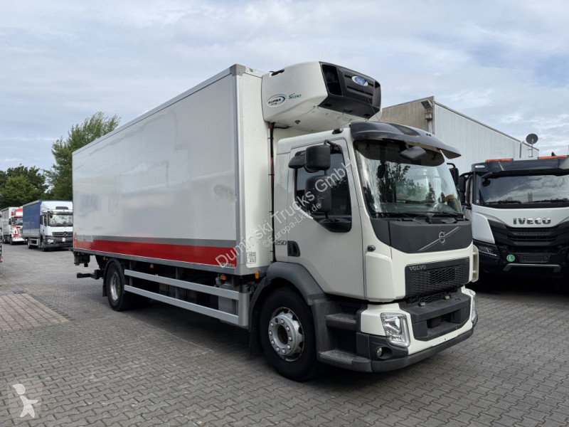 Kamion Volvo FL250.18 Carrier Supra 850Mt