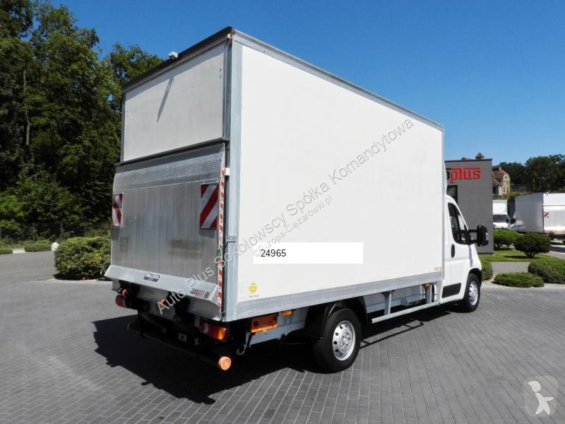 Nyttofordon Peugeot BOXER KONTENER WINDA 8...