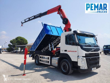 Camion benne Volvo