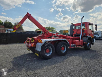 Camion polybenne Iveco