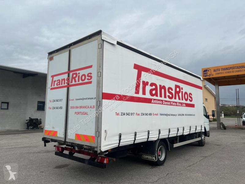 Camion Mitsubishi Fuso 7C15