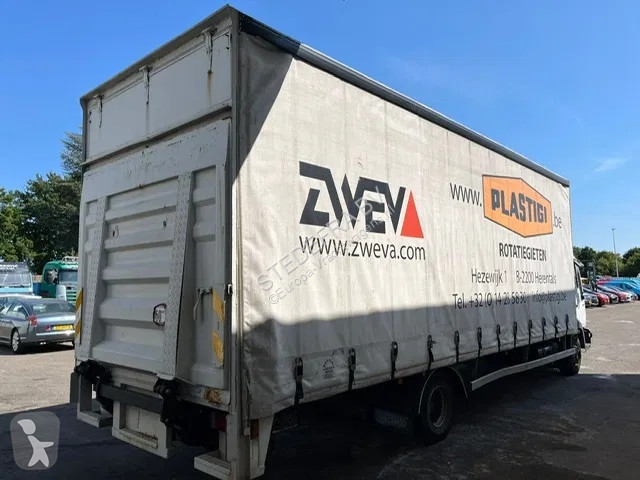Camion MAN 12 - 220C