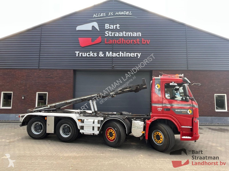Camion Volvo 420 8x4 Euro 5 with Cable...