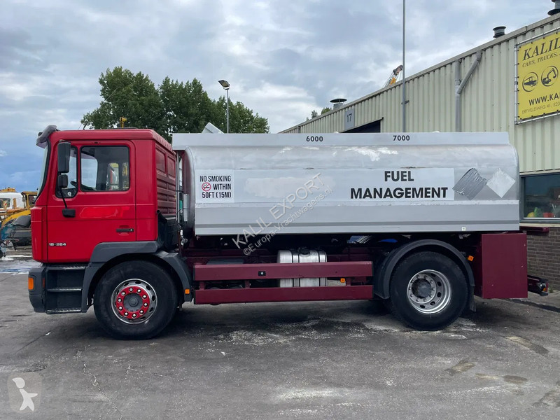 Camión MAN F2000 Fuel Tank Truck 13.580L Manual...