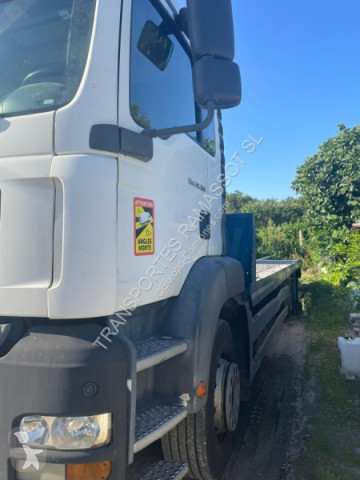 Camion porte engins MAN