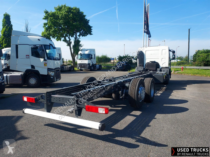 Camion Renault D Wide