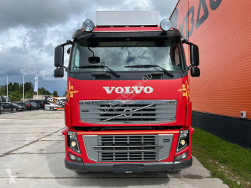 Camion benne Volvo
