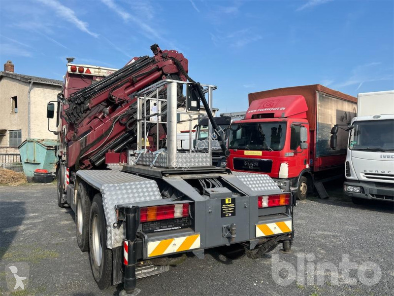 Tracteur Mercedes 3348