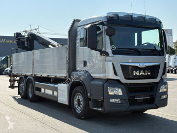 Camion grue MAN