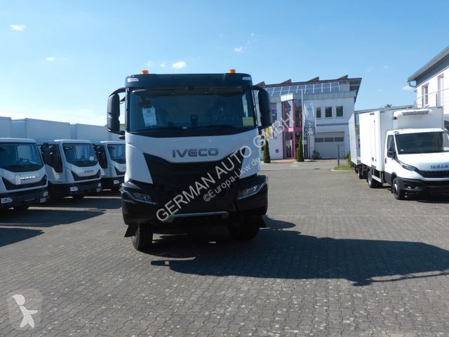 Camion Iveco T-Way AD410T54 8X4 Radstand.4250mm...