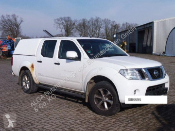 Camion plateau Nissan
