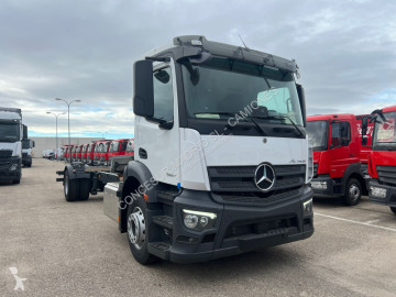 Camion châssis Mercedes neuf