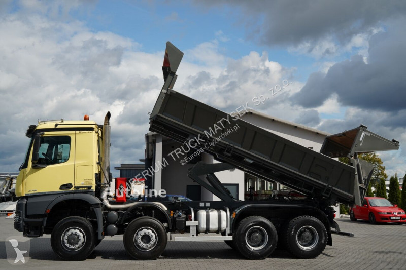 Camion Mercedes AROCS 4148