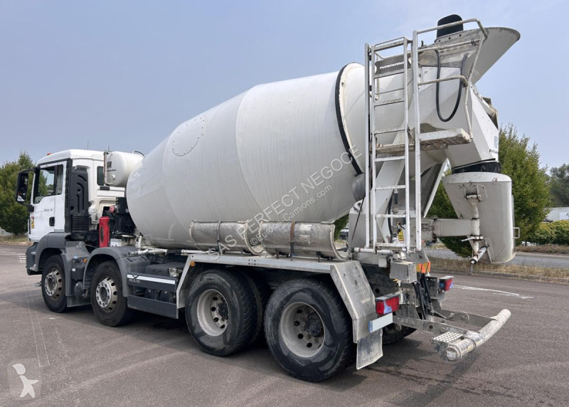 Camion MAN 32.430