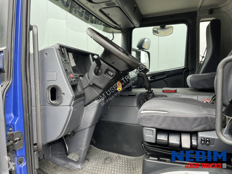 Camion Scania P270 - 343.8km - 3 front seats