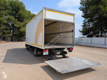 Camión furgón Iveco