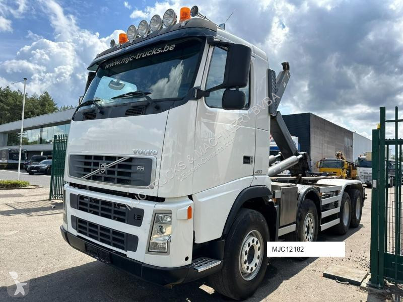 Camion Volvo 25T HOOKLIFT - 6200mm