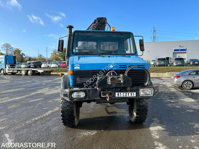 Camion Mercedes UNIMOG