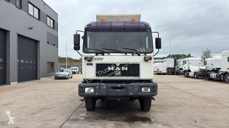 Camion MAN (BOITE MANUELLE / MANUAL GEARBOX / 6...