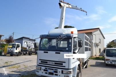 Camión plataforma Iveco