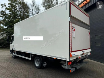 Camion fourgon DAF