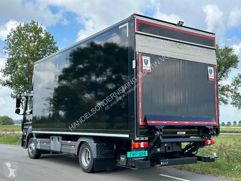Camion Mercedes 1221 1221L EURO6. 2021