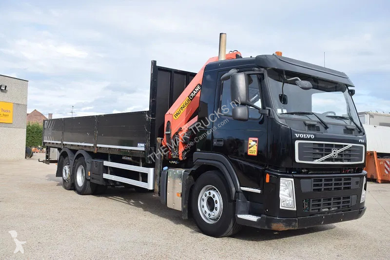 Camion Volvo 330