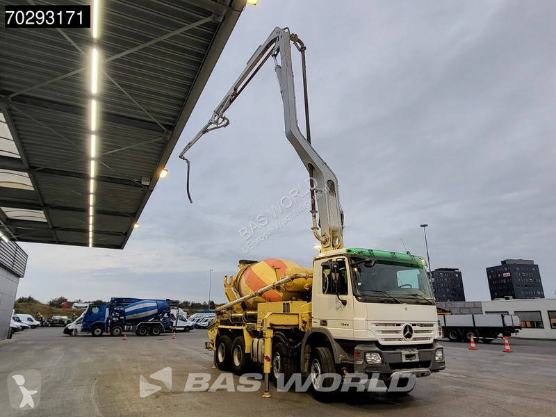 Camion Mercedes 3244 8X4 Retarder Putzmeister...