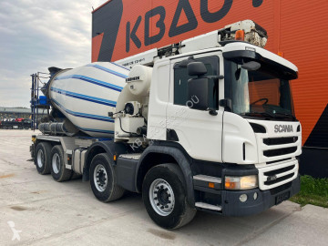 Lastbil betong blandare Scania