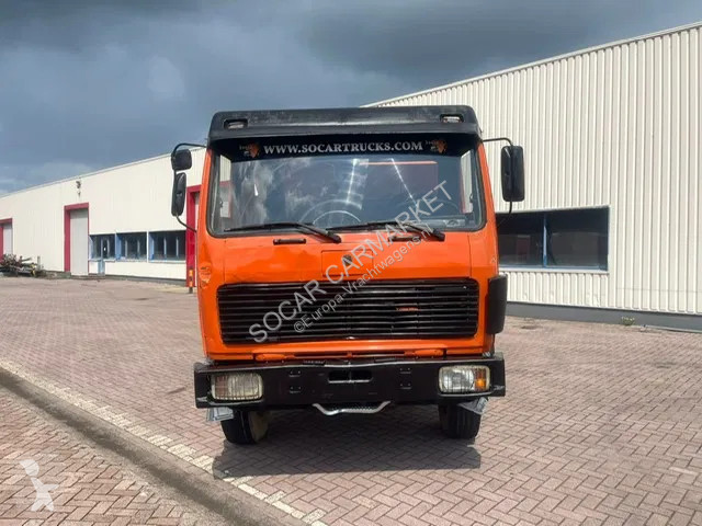 شاحنة Mercedes 2635 V8 6X4 KIPPER FULL STEEL
