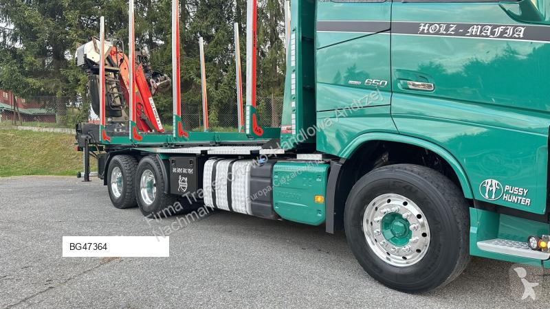 Kamion s návěsem Volvo Epsilon m120z 10,5