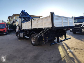شاحنة قلابة ذات تفريغ خلفي وجانبي Iveco