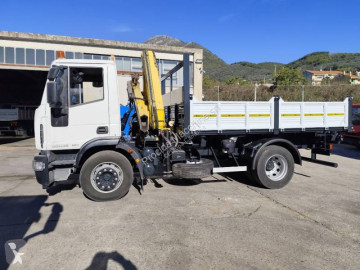 شاحنة قلابة ذات تفريغ خلفي وجانبي Iveco