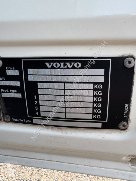 شاحنة Volvo 6X2 Kühlkoffer mit Carrier Diesel...