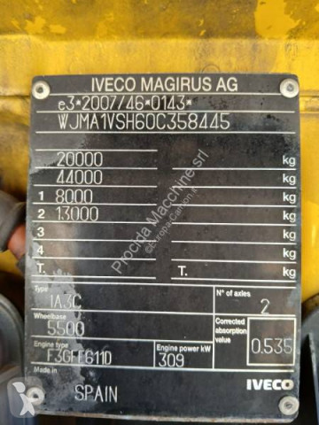 شاحنة قلابة ذات تفريغ خلفي وجانبي Iveco
