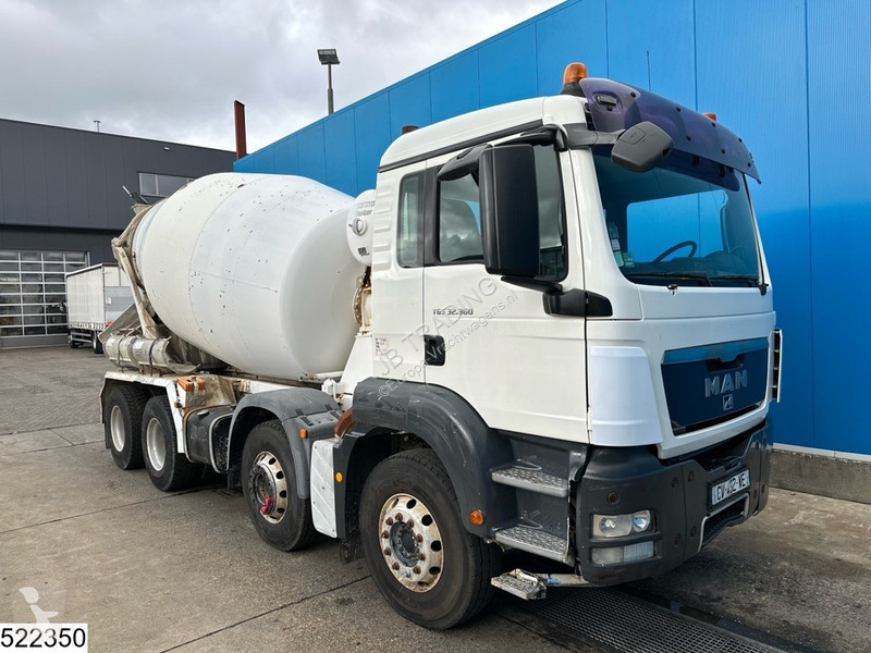 Camion MAN 32 360 8x4, EURO 4, SCHWING, 9m3,...