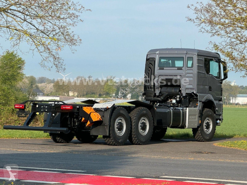 شاحنة MAN 3 33.520 6x6 BB Retarder...