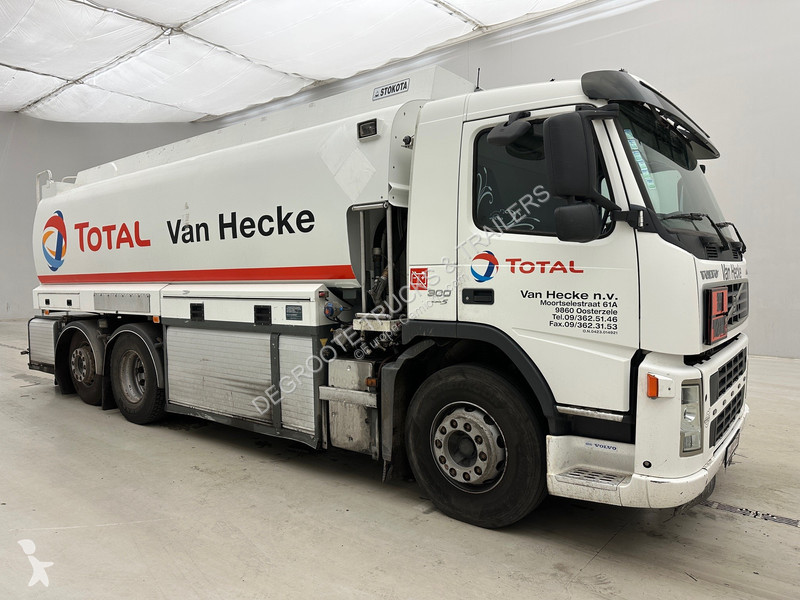 شاحنة Volvo 300 - 6x2