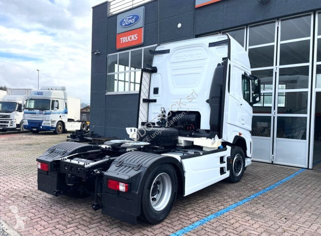 Camion Ford E