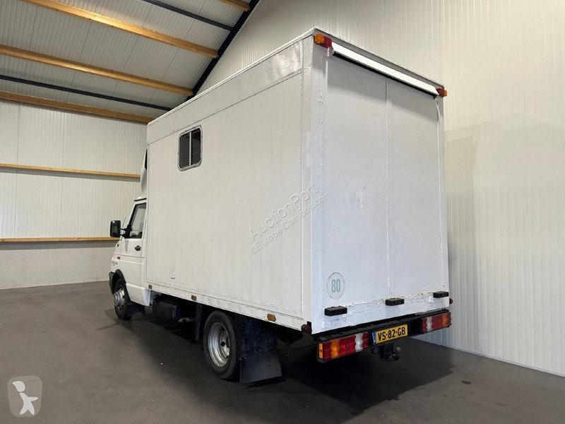 Enchères camion van à chevaux Iveco 49-12/35 Gazoil n°10909290