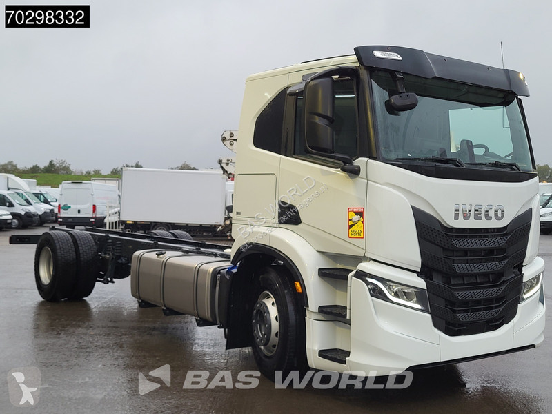 شاحنة Iveco S-Way 340 4X2 NEW chassis!...